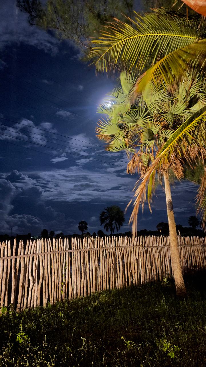 Night atmosphere at Macapá Paradise